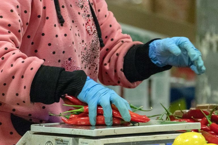 Bezpieczne zakupy. Jak się zachować, jakich zasad przestrzegać?